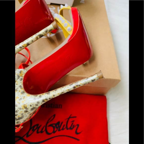🍾🥂SOLD!🥳Christian Louboutin Spiked Sandals - Picture 9 of 14